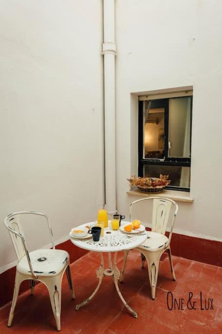 O&L Aire - Spacious And Bright Apartment In The Heart Of Sevilla Eksteriør bilde
