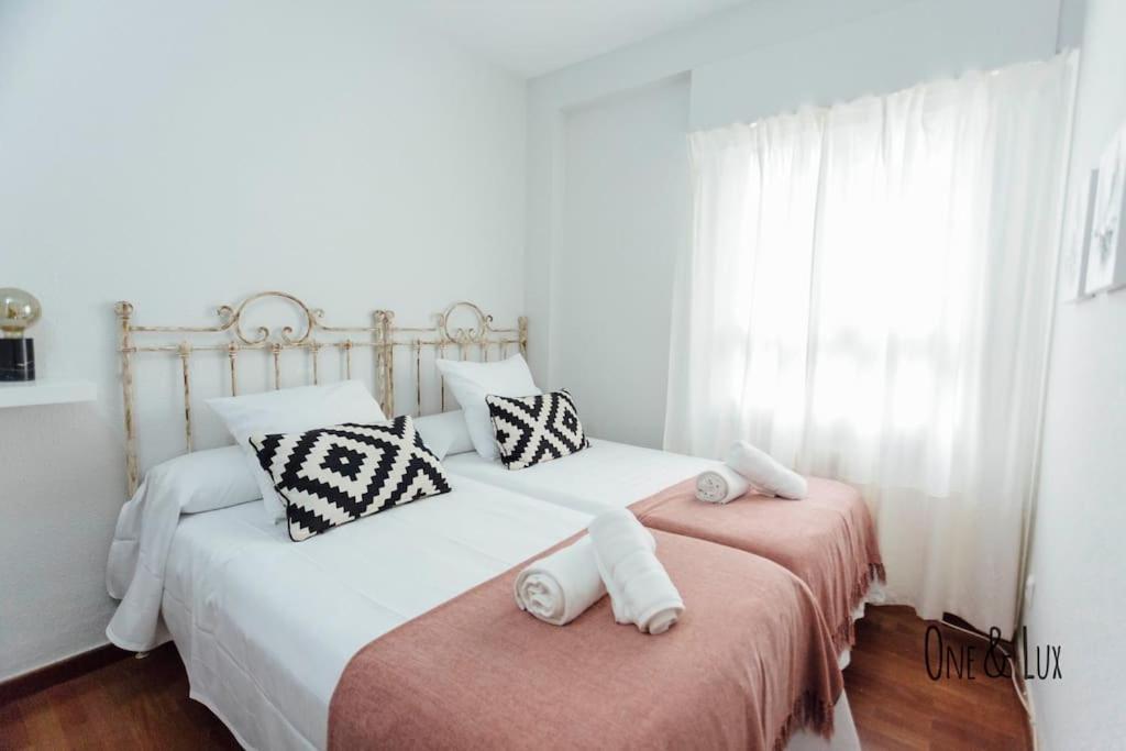 O&L Aire - Spacious And Bright Apartment In The Heart Of Sevilla Eksteriør bilde