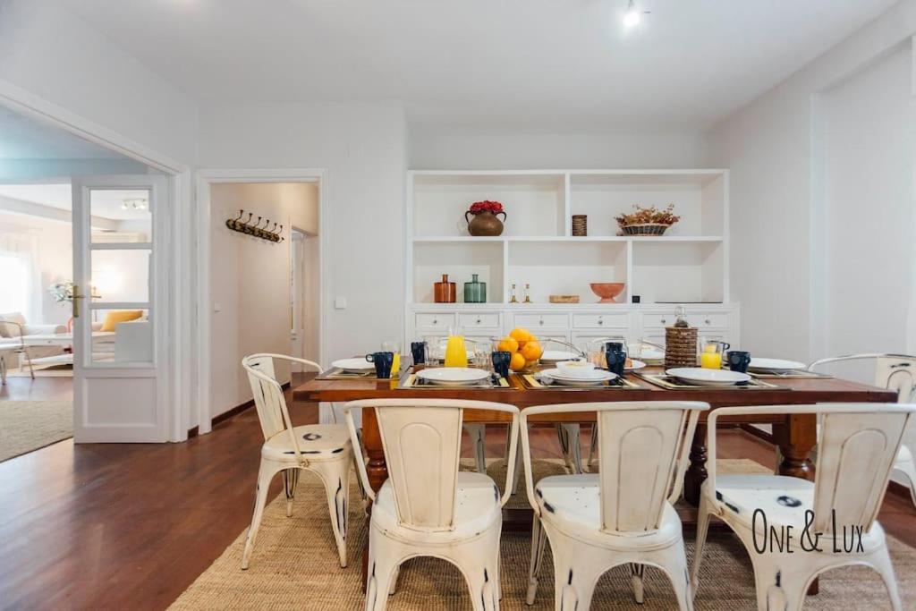 O&L Aire - Spacious And Bright Apartment In The Heart Of Sevilla Eksteriør bilde