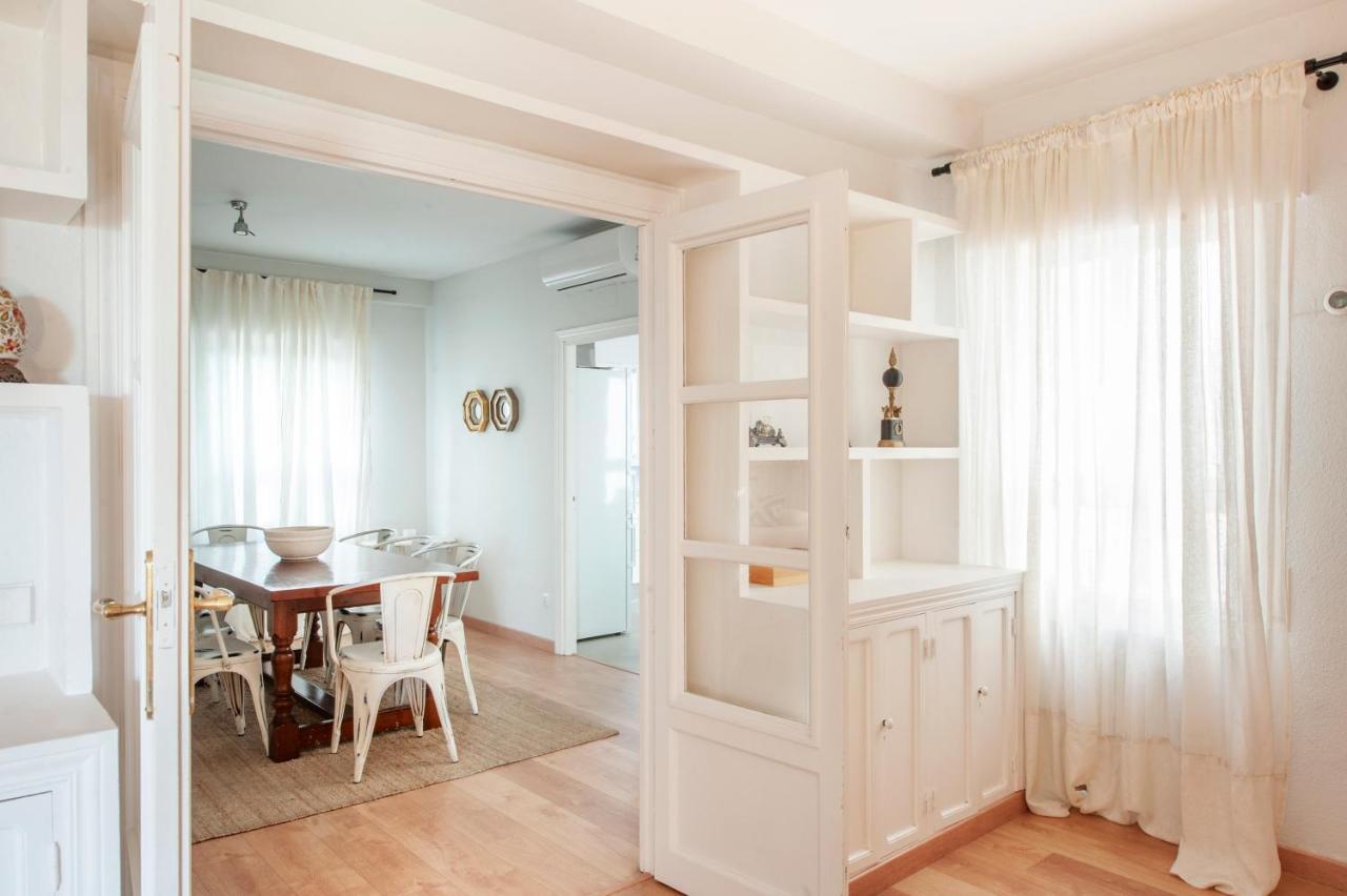 O&L Aire - Spacious And Bright Apartment In The Heart Of Sevilla Eksteriør bilde